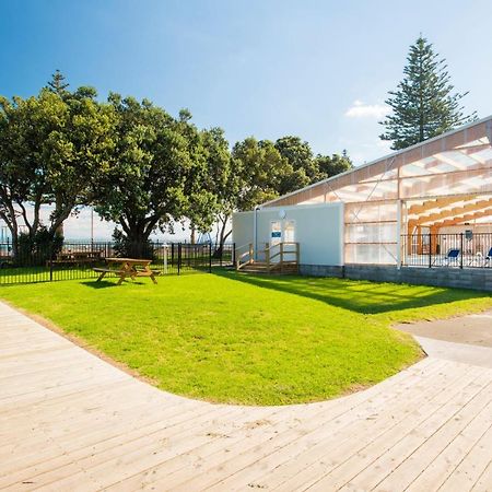 Waikanae Beach Top 10 Holiday Park Gisborne Exterior foto